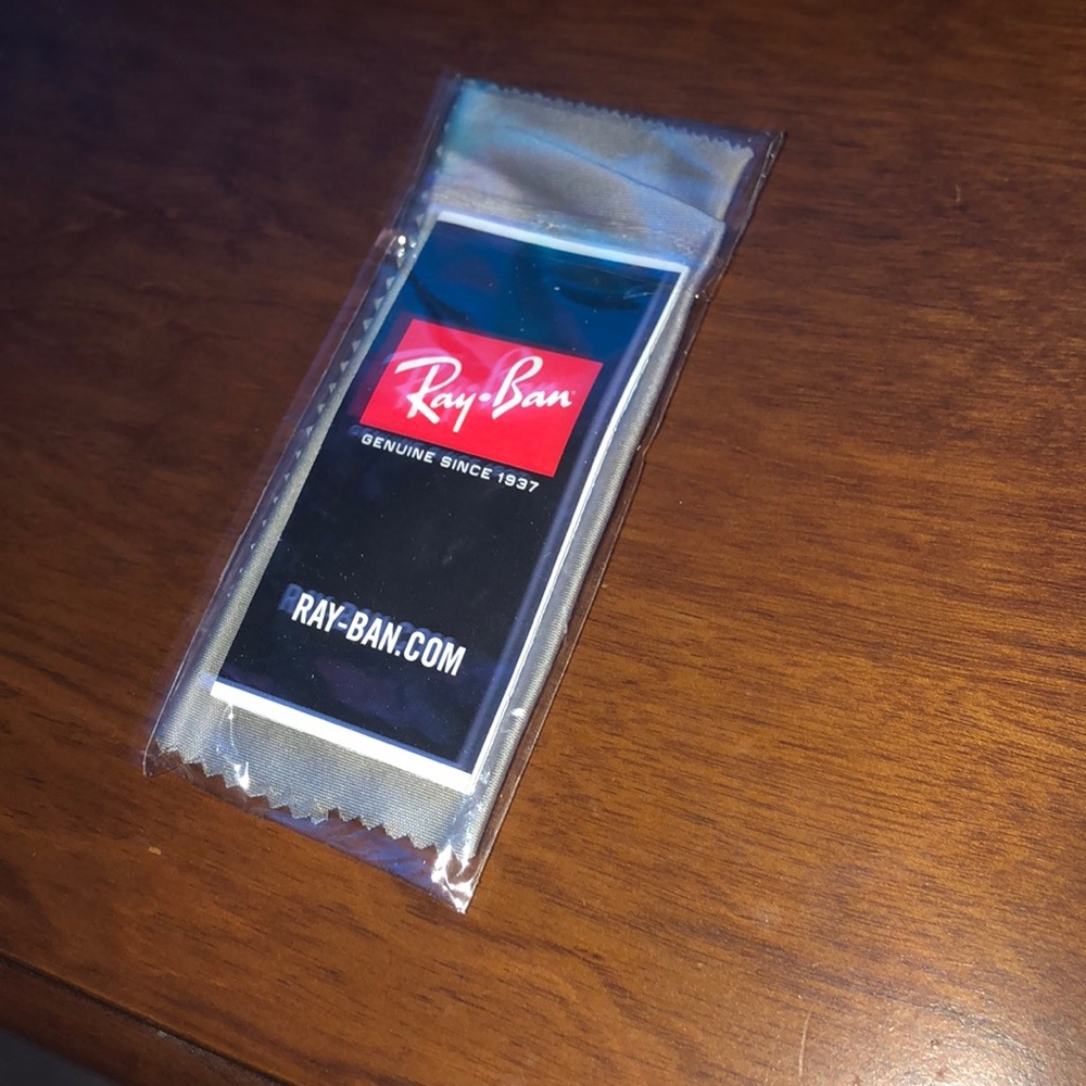ray bans glasses cleaner cloth